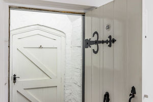 Photo 5- click for photo gallery